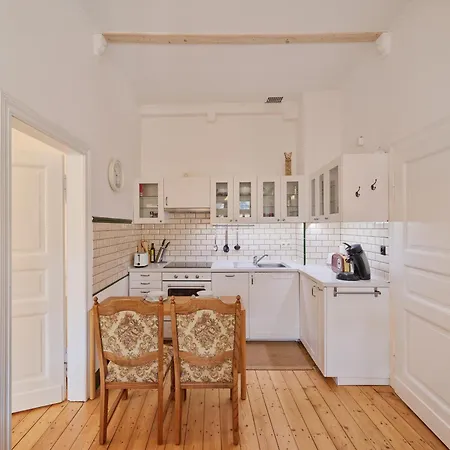 Apartamento Bg Living & Hosting - Stilvolles Jugendstilhaus Am Marktplatz - Top-lage Im Zentrum *