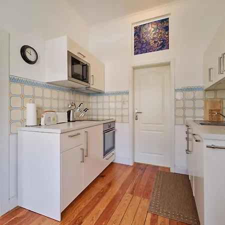 Bg Living & Hosting - Stilvolles Jugendstilhaus Am Marktplatz - Top-lage Im Zentrum Apartamento *