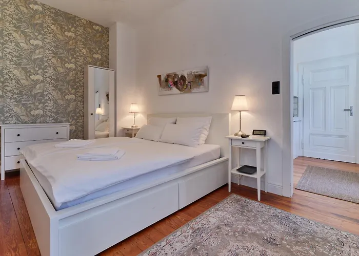 Apartamento Bg Living & Hosting - Stilvolles Jugendstilhaus Am Marktplatz - Top-lage Im Zentrum Traben-Trarbach