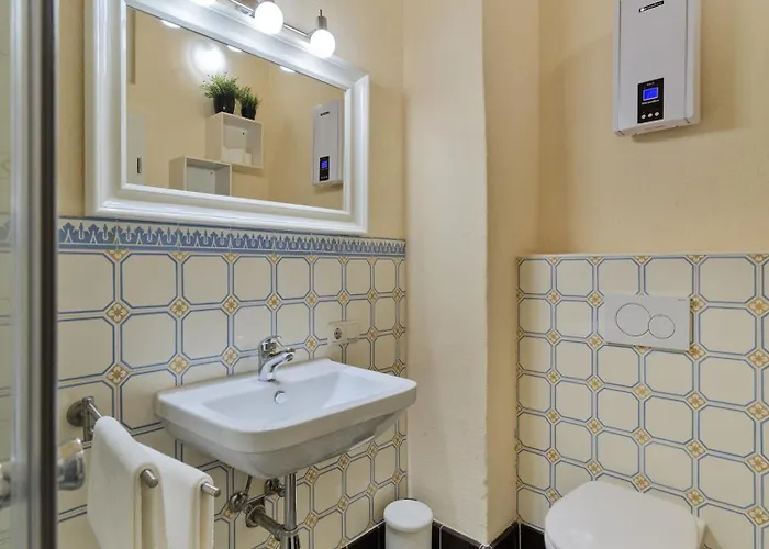 Bg Living & Hosting - Stilvolles Jugendstilhaus Am Marktplatz - Top-lage Im Zentrum * Traben-Trarbach