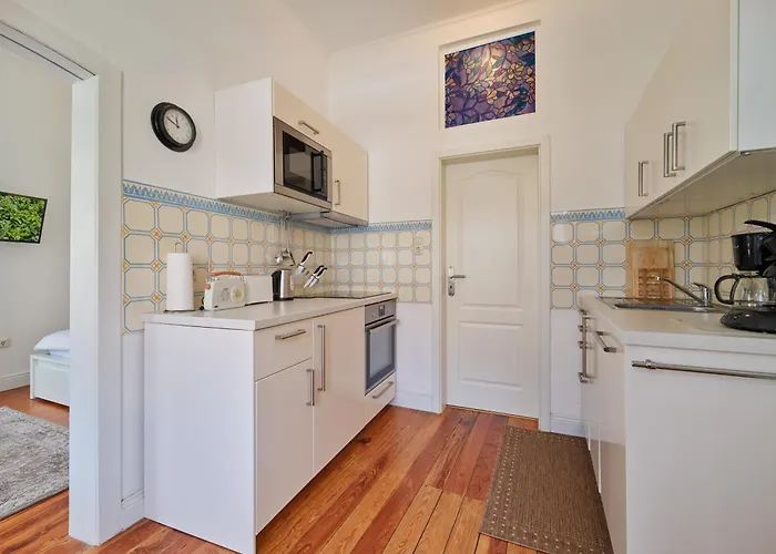 Bg Living & Hosting - Stilvolles Jugendstilhaus Am Marktplatz - Top-lage Im Zentrum Apartamento *