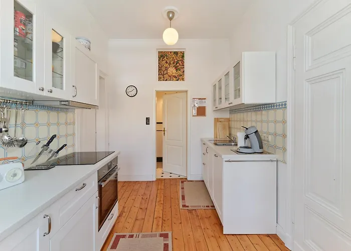 Apartamento Bg Living & Hosting - Stilvolles Jugendstilhaus Am Marktplatz - Top-lage Im Zentrum *